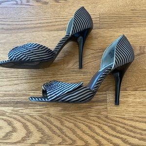 Steve Madden black and silver/grey heels